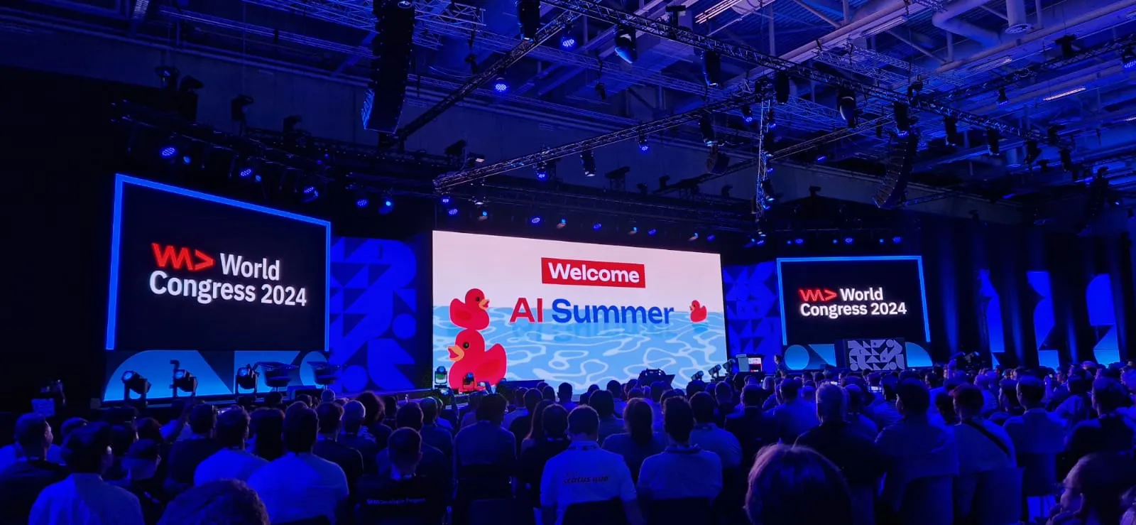 Die Eröffnungskeynote auf der Mainstage des WeAreDevlopers Kongress unter dem Slogan Welcome AI-Summer